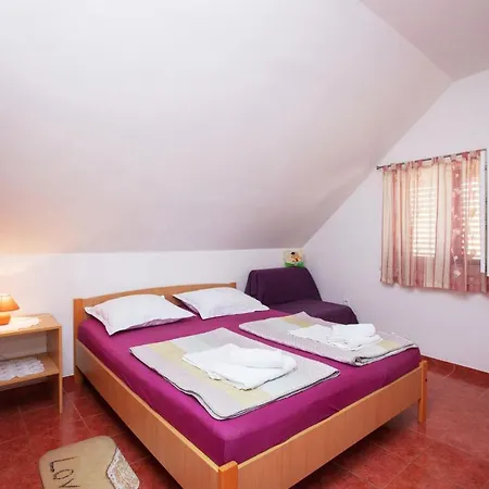 By The Sea Tisno, Murter - 21657 Apartment *